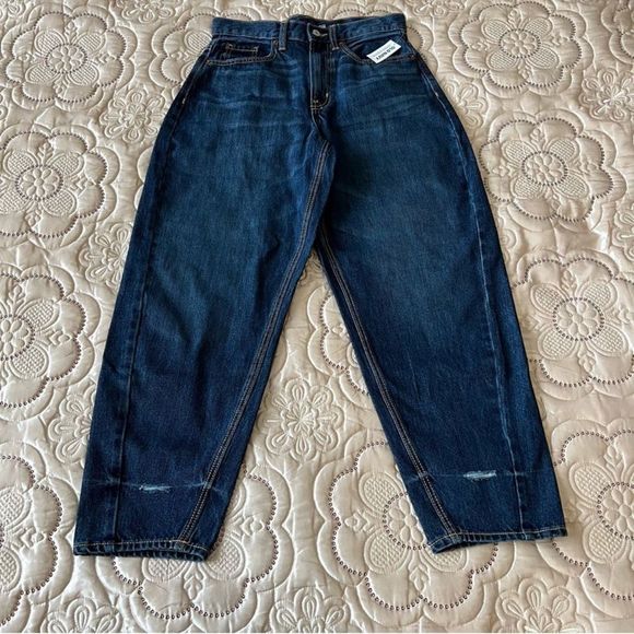 Old Navy Extra High-Waisted Non-Stretch Balloon Jeans NEW Size 6 - Picture 4 of 7